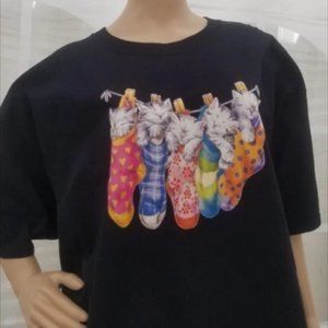 Adorable Vintage 90s Sleepy Kittens in Socks Graphic T-Shirt